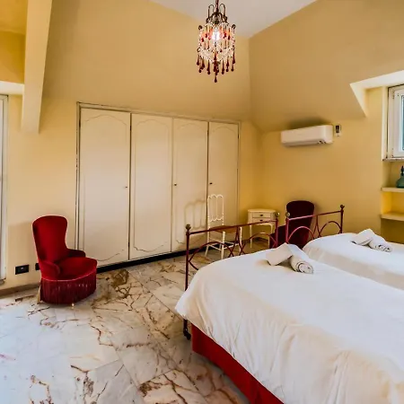 La Casa Di Alda Apartment *