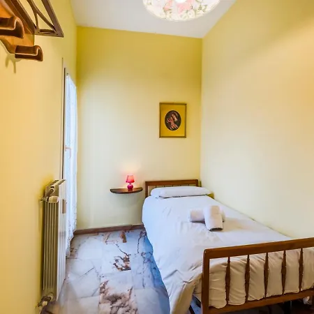 Apartment La Casa Di Alda *